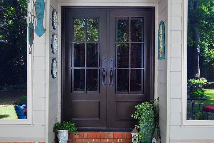 Iron Doors Are Back In Trend