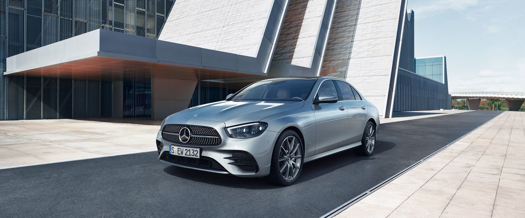 What you need to known about leasing a Mercedes